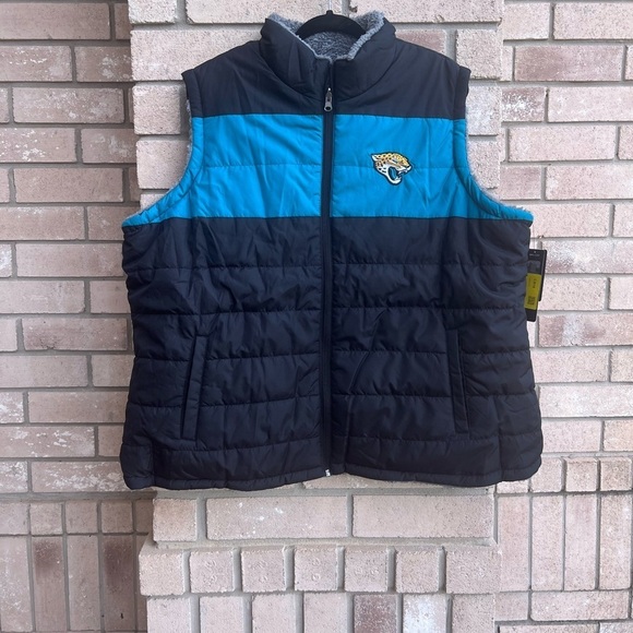NFL Jackets & Blazers - NWT NFL Jacksonville Jaguars Reversible Vest with Fleece 2XL